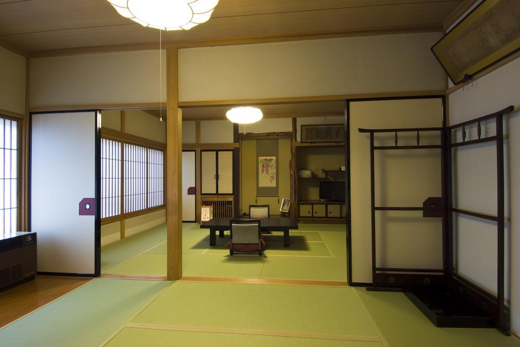 Ekinariya Ryokan Kusatsu  Δωμάτιο φωτογραφία